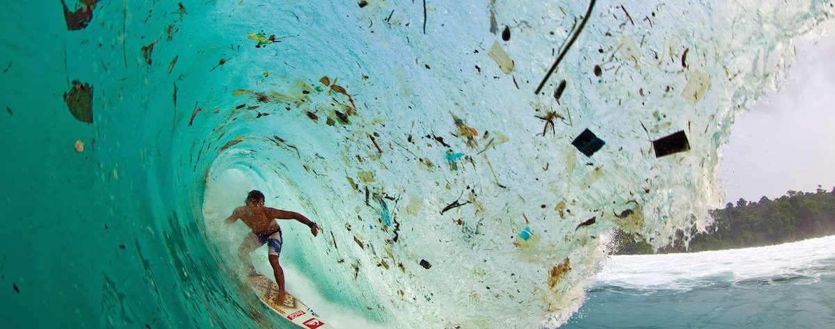 Dia dos Oceanos: Um mar de plástico com Portugal na “rota de saída”