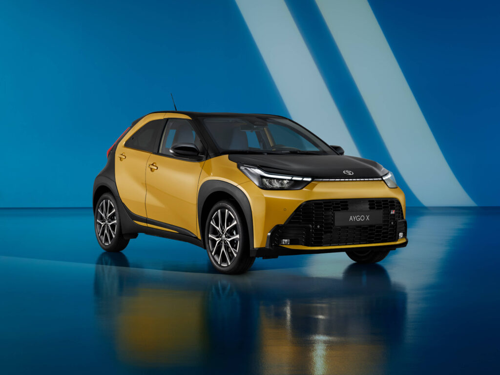 2025-AYGO-X-GR-SPORT_003-1024x768